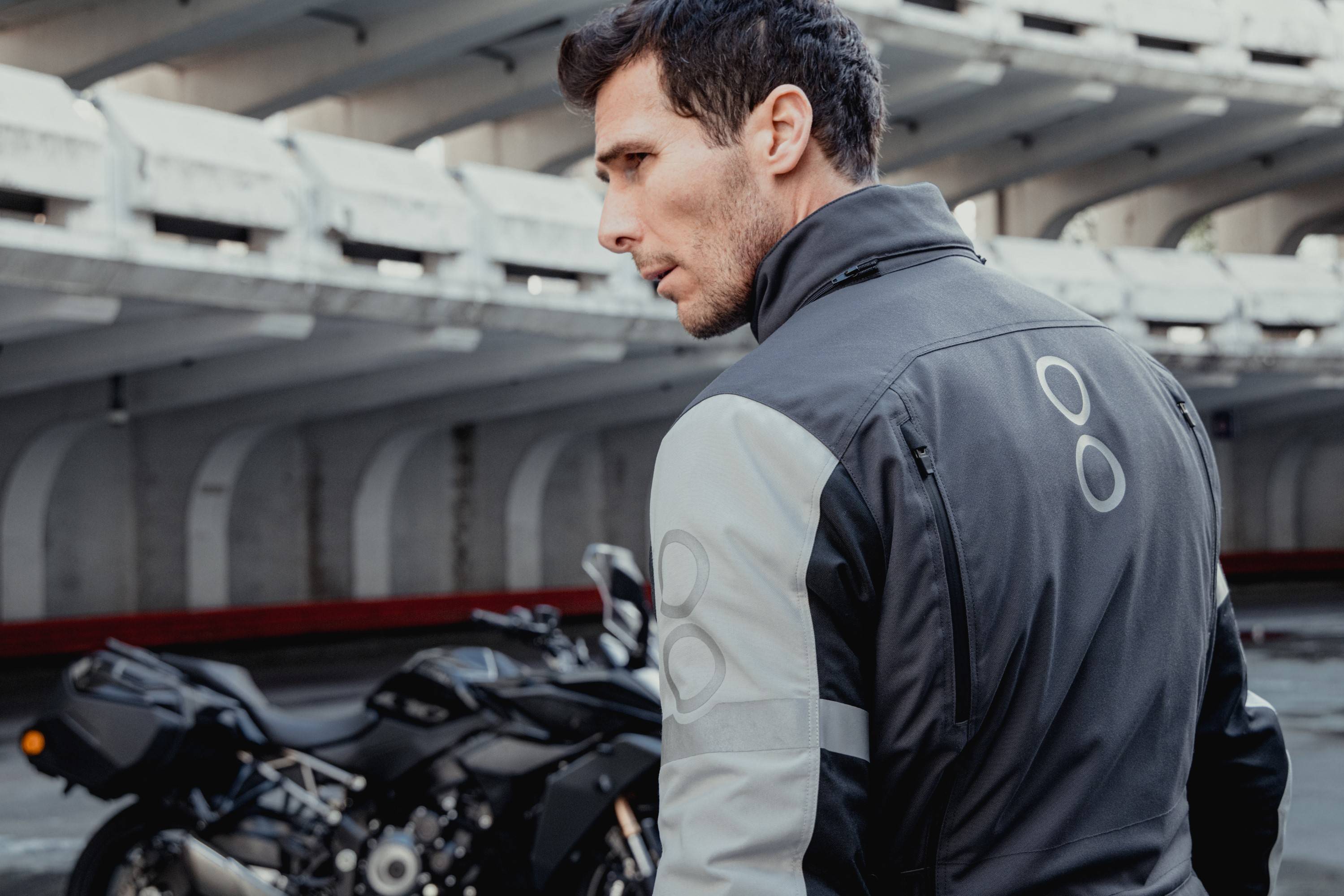 Chaquetas para moto hombre best sale corte ingles